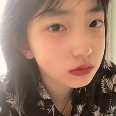2025年最火头像图片女