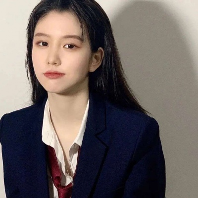 2025年女生头像霸气冷酷高清图片