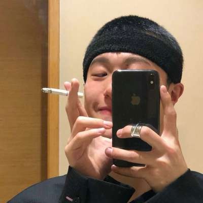痞帅男生真人高清微信头像