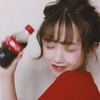 2025年流行高清好看的潮流微信头像女
