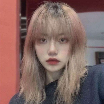 2025年流行高清好看的潮流微信头像女