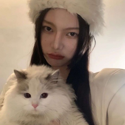 qq头像女生2025最新版潮流图片