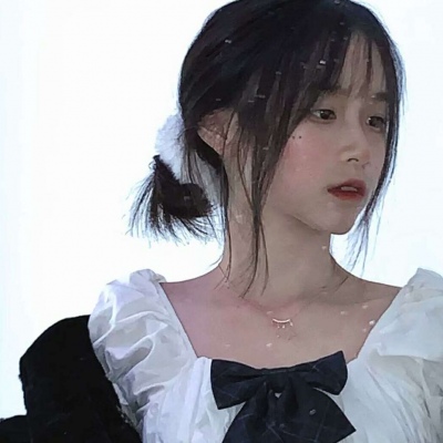 2025抖音最火头像女旺财运