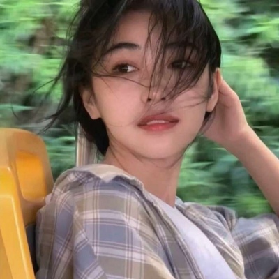 2025年最火头像图片女