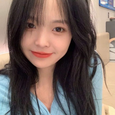 2025女生头像御姐高清图片
