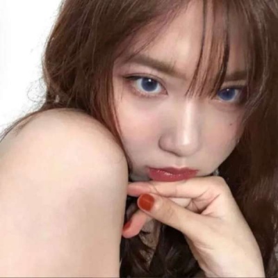 妩媚霸气又撩人的女头像