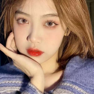 妩媚霸气又撩人的女头像