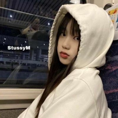 高清2025女生真人微信头像