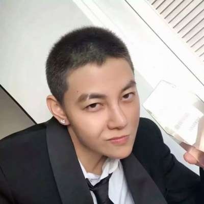 痞帅男生真人高清微信头像