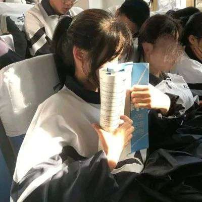微信头像2025最新的女生图片