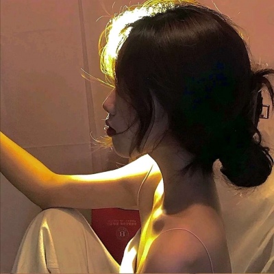 2025最火QQ女生头像真人图片
