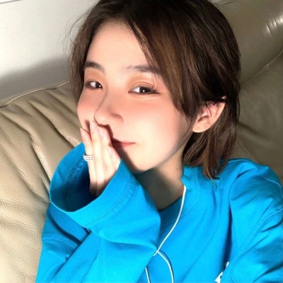 图片2025新图片头像女生