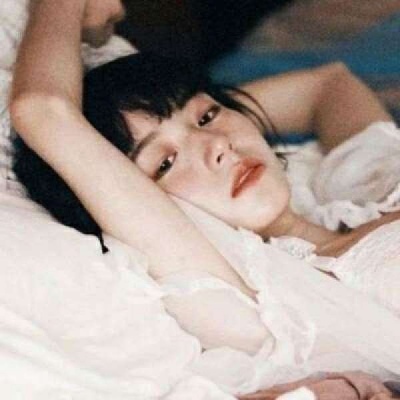 真人女生微信头像精选