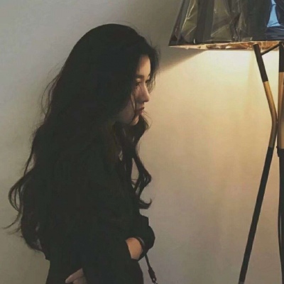 超好看的头像女生2025流行图片