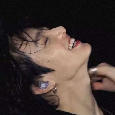 2025微信最新真人男生头像