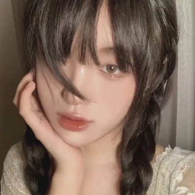 2025新款女生头像真人好看图片
