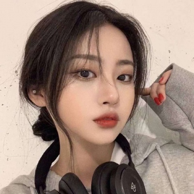 2025新款女生头像真人好看图片