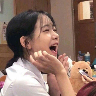 2025年新版真人微信头像女