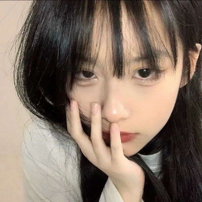 2025年女生微信头像真人版