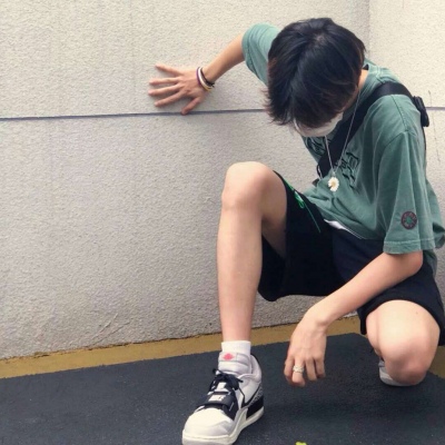 2025男生头像真人照片