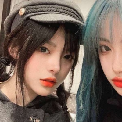 2025年闺蜜头像最火