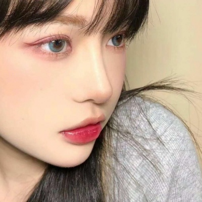 2025年最流行头像女生高清图片