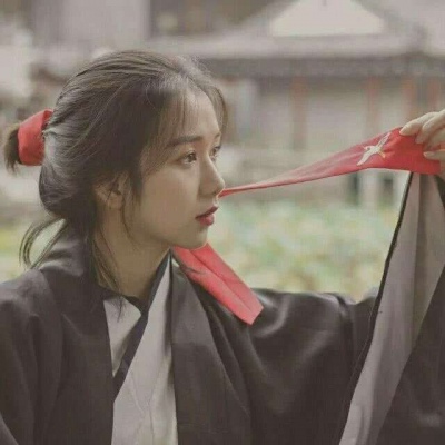 超好看的头像女生2025流行图片