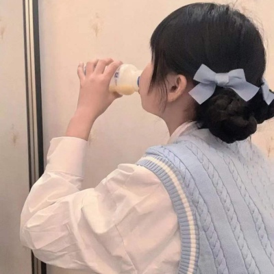 2025年流行头像女生图片