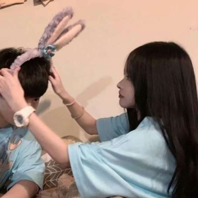 2025超甜的真人情侣头像一人一半