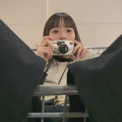 精选女生真人微信头像