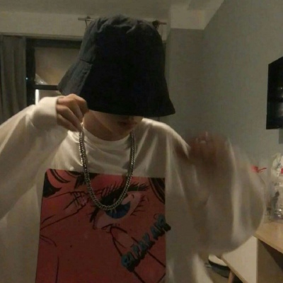 2025男生头像真人照片