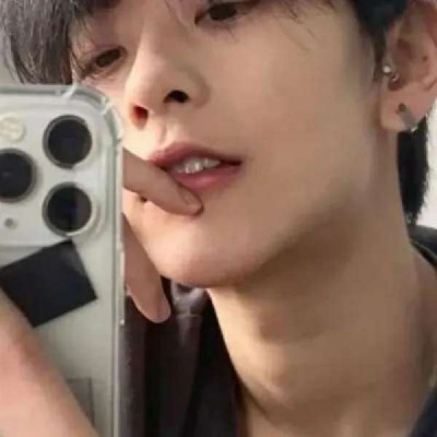 2025独一无二男生高清微信头像
