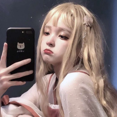 2025最流行洋气女生头像图片