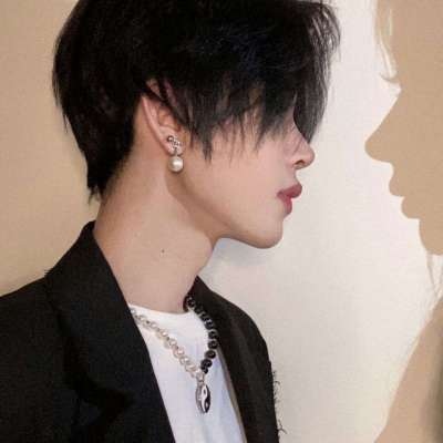 情侣头像一男一女各一张真人