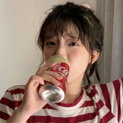 2025女生真人好看微信头像