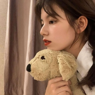 2025青春女生微信头像