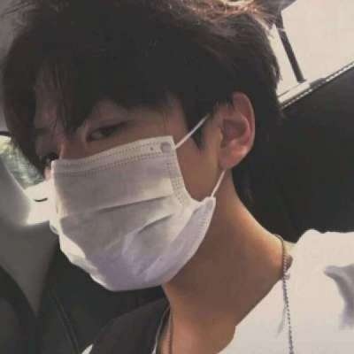 情侣头像一男一女各一张真人