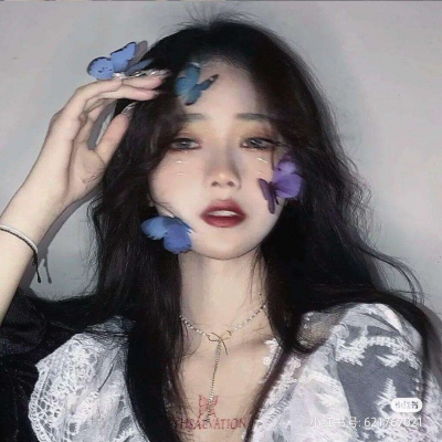 2025年流行的的女生头像图片