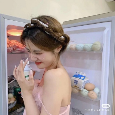 2025流行的头像女生高清图片