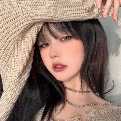 QQ2025女生头像