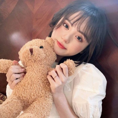 2025微信头像网红美女照片