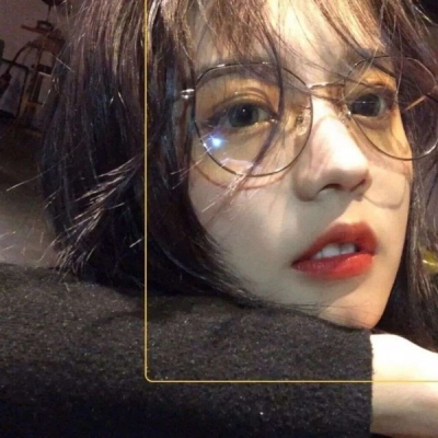 2025最火真人女头