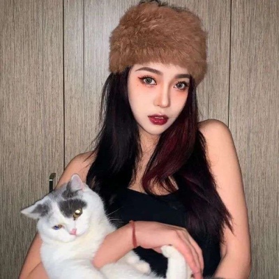 QQ2025女生头像