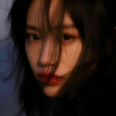 2025最新款美女头像