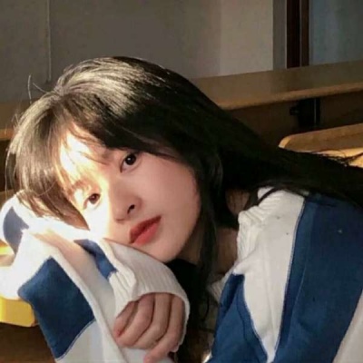 2025青春女生微信头像