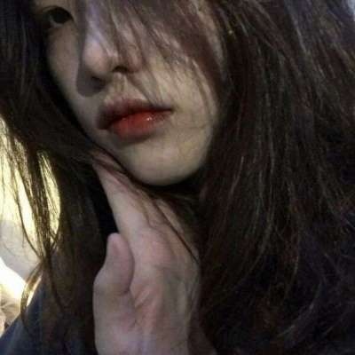 真人个性女生微信头像