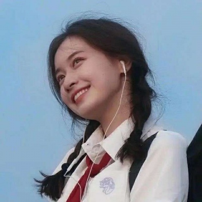 2025超火青春女生微信头像