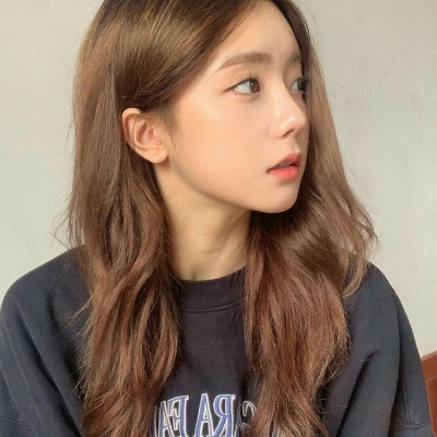 2025真人美女头像
