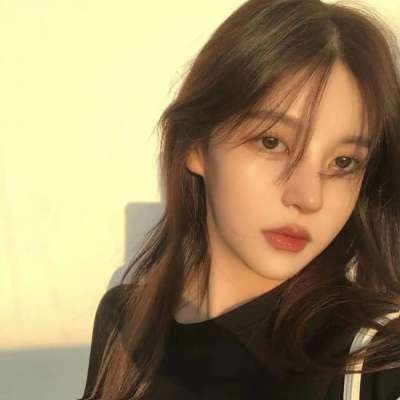 qq头像图像2025女