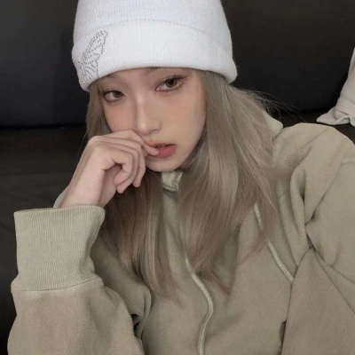 QQ2025女生头像